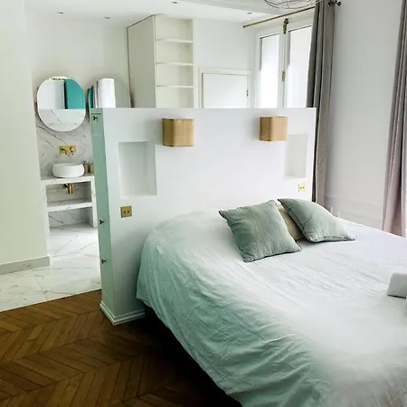 Triplex A Montmartre - Sauna París Exterior foto