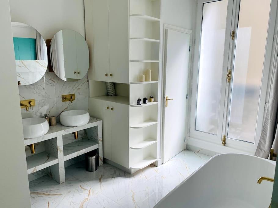 Triplex A Montmartre - Sauna París